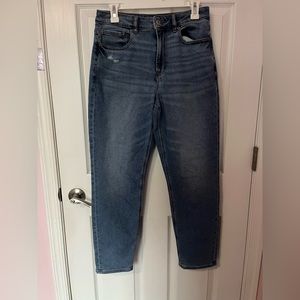 American Eagle mom jeans